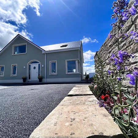 Bed & Breakfast Coach House 3*